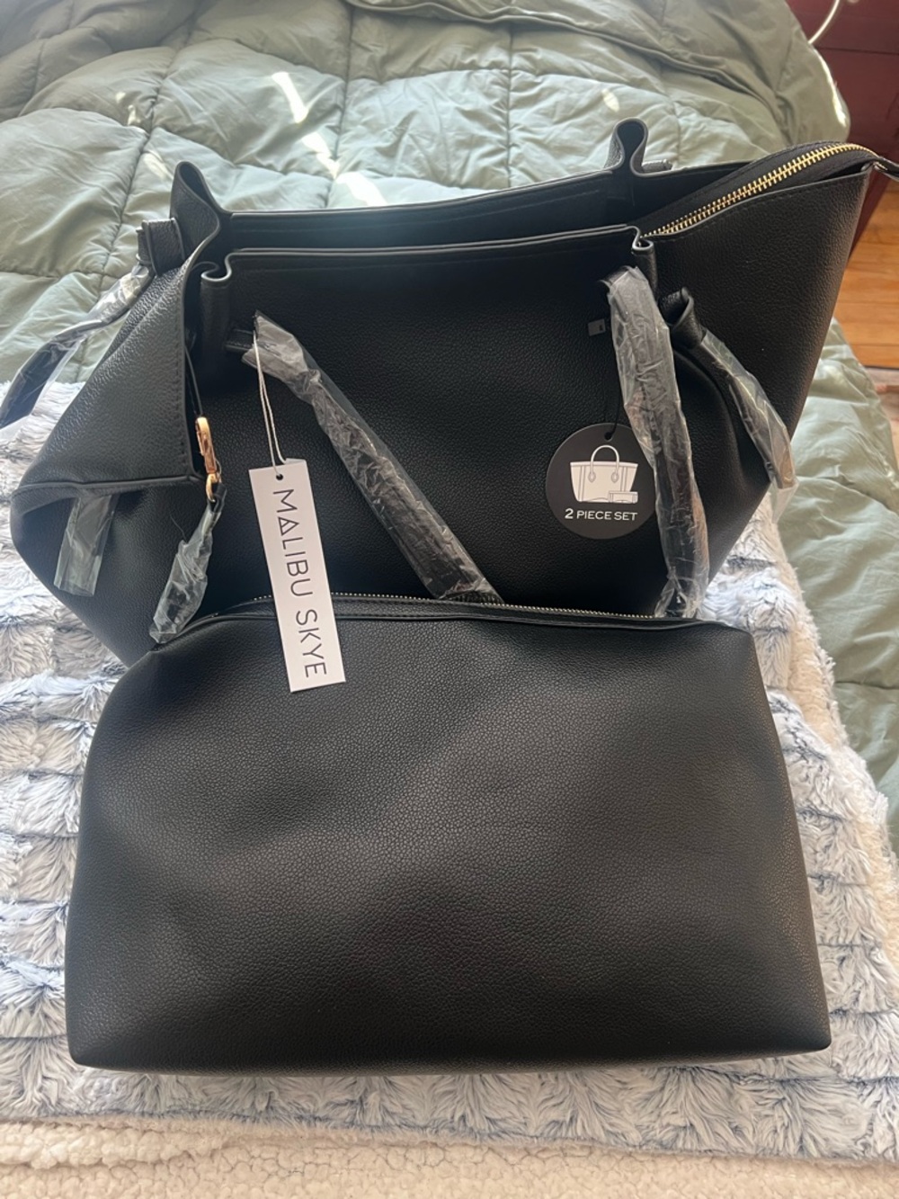 Malibu Skye - Mia - Black Two-Piece Tote & Pouch Set